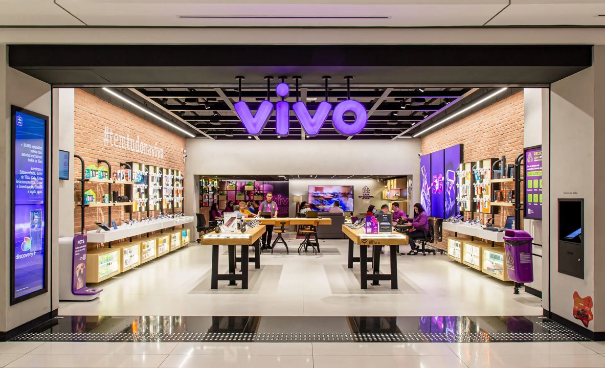 Foto da Loja da Vivo, da Telefônica Brasil (VIVT3), no Shopping Mueller, em Curitiba (PR).  Foto: Divulgação